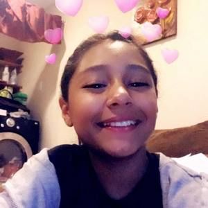 Meet your Posher, Aline